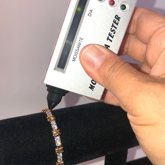 32 Stone Bracelet - Picture 16 of 16